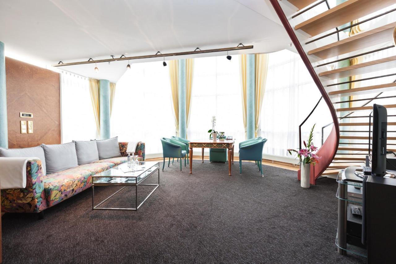 Living Hotel Grosser Kurfuerst Berlin Exterior foto