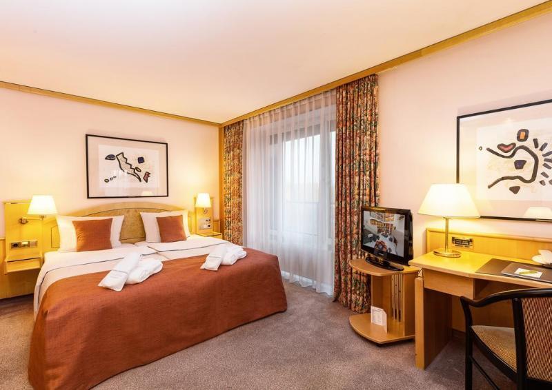 Living Hotel Grosser Kurfuerst Berlin Exterior foto